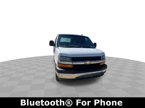 2017 Chevrolet Express 3500 LT