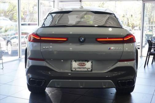 2024 BMW X6 M60i