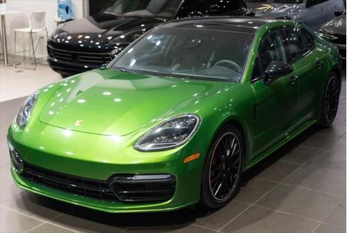 2019 Porsche Panamera GTS