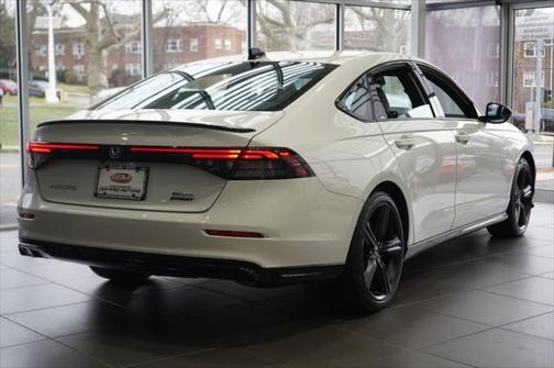 2023 Honda Accord Hybrid Base