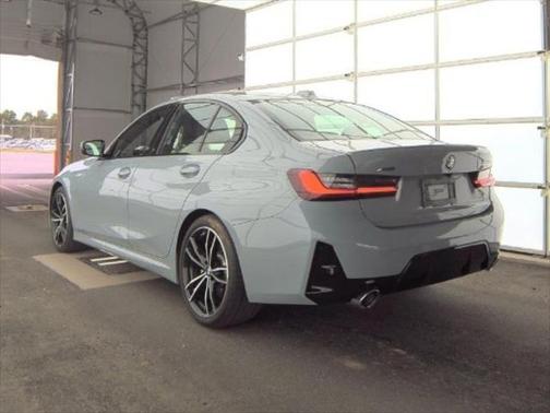 2024 BMW 330 i xDrive