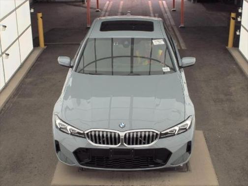 2024 BMW 330 i xDrive