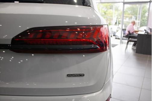 2022 Audi Q7 55 Prestige