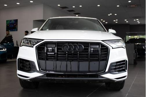 2022 Audi Q7 55 Prestige
