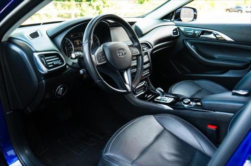 2019 INFINITI QX30 ESSENTIAL