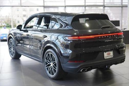2024 Porsche Cayenne S
