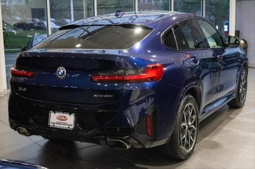 2022 BMW X4 xDrive30i