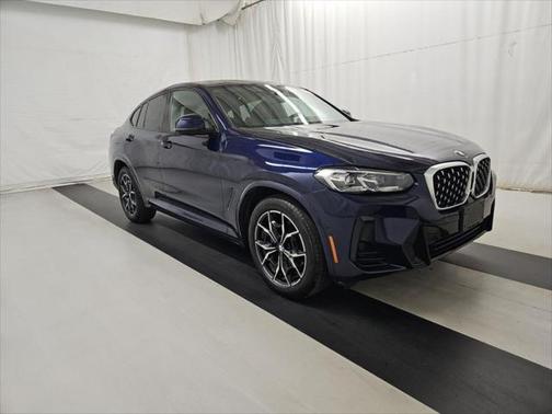 2022 BMW X4 xDrive30i