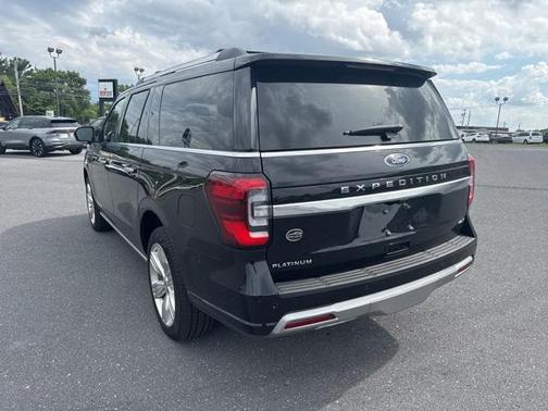 2024 Ford Expedition Platinum