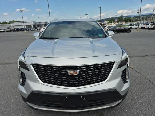 2020 Cadillac XT4 Premium Luxury
