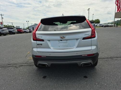 2020 Cadillac XT4 Premium Luxury