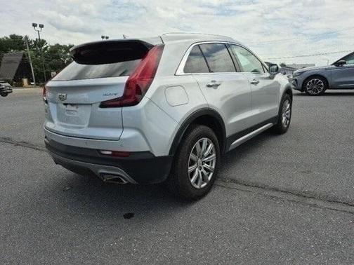 2020 Cadillac XT4 Premium Luxury