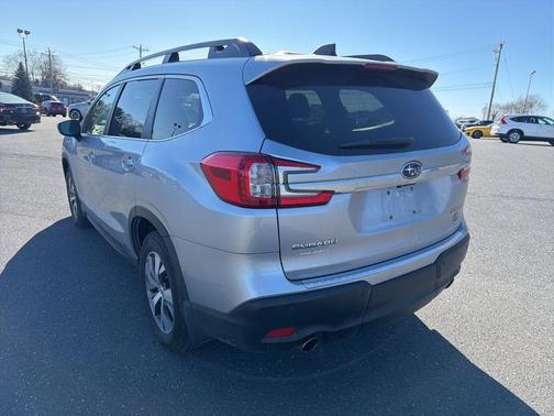 2025 Subaru Ascent Premium 7-Passenger