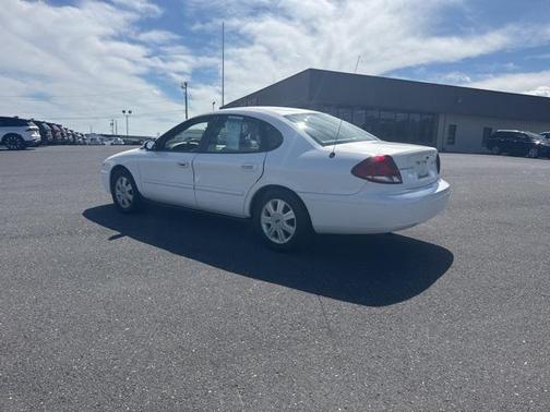 2005 Ford Taurus SEL
