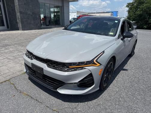 2022 Kia K5 GT-Line