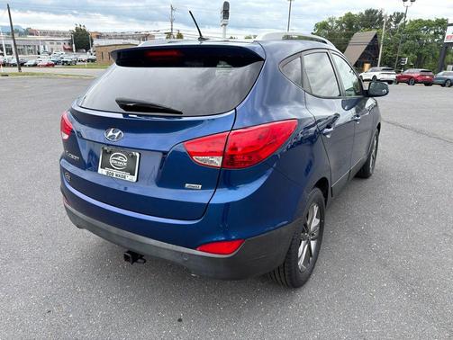 Laguna Blue Metallic 2015 Hyundai TUCSON SE
