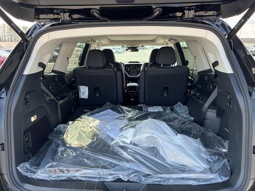 Crystal Black Silica 2026 Subaru Ascent Touring 7-Passenger