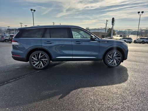 2026 Lincoln Aviator Reserve AWD