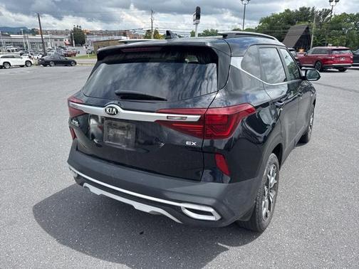 2021 Kia Seltos EX