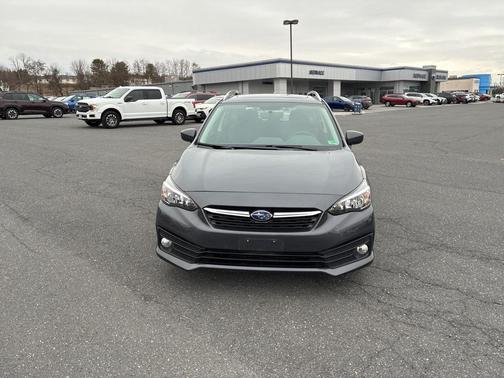 2023 Subaru Impreza 2.0i Premium