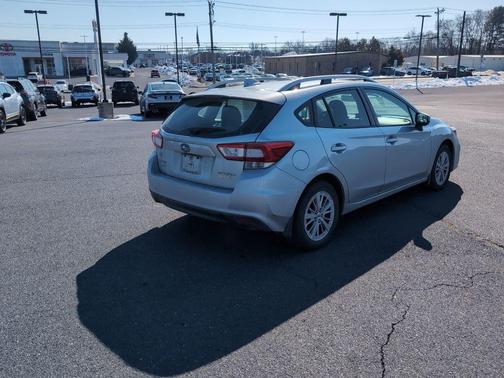 2017 Subaru Impreza 2.0i Premium