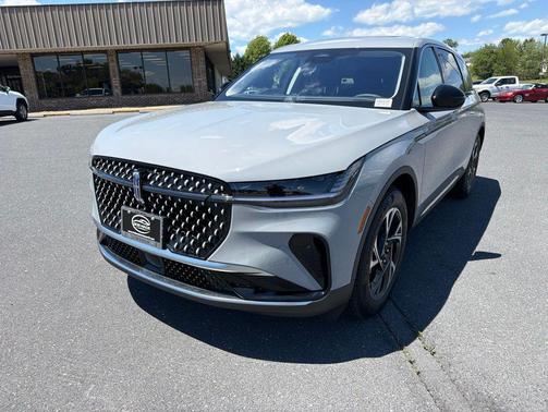 Gray 2026 Lincoln Nautilus Premiere