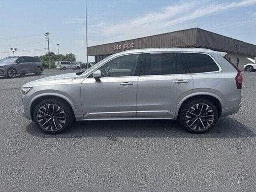 2025 Volvo XC90 B6 Ultra