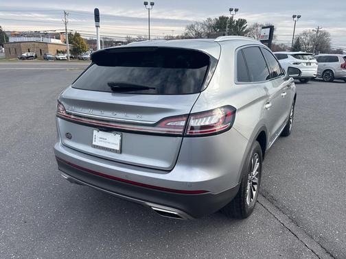 2023 Lincoln Nautilus Standard