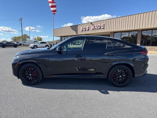 2024 BMW X6 M60i