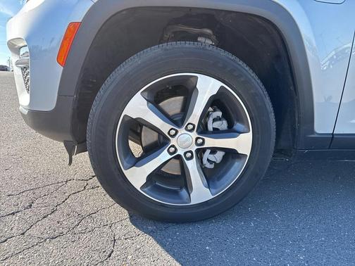 2022 Jeep Grand Cherokee 4xe Base