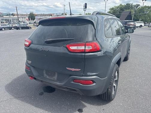 2017 Jeep Cherokee Trailhawk