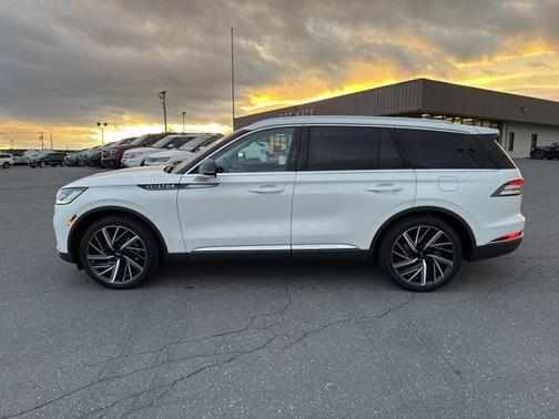 2025 Lincoln Aviator Reserve AWD