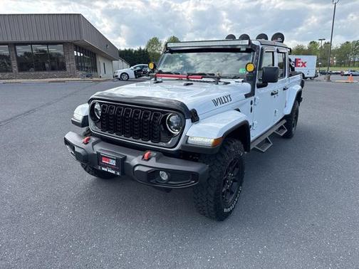 2024 Jeep Gladiator Willys