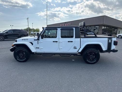 2024 Jeep Gladiator Willys