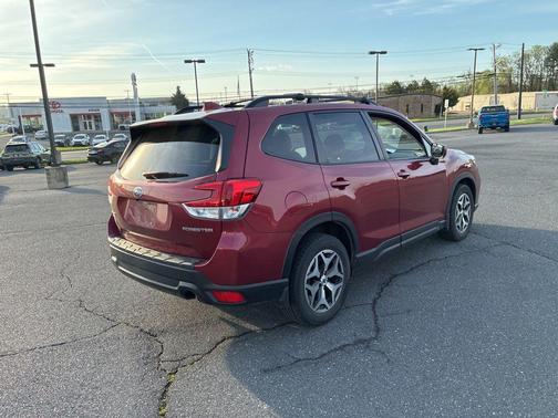 Crimson Red Pearl 2021 Subaru Forester Premium