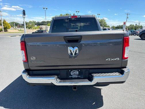 Granite Crystal Metallic Clearcoat 2023 RAM 1500 Big Horn/Lone Star