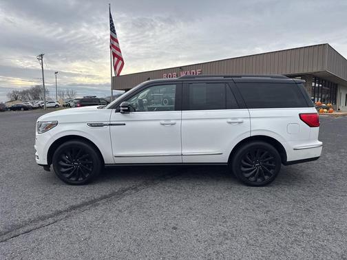 2021 Lincoln Navigator Black Label