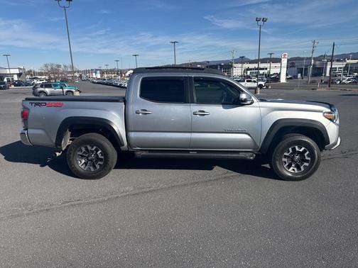 2022 Toyota Tacoma TRD Off-Road