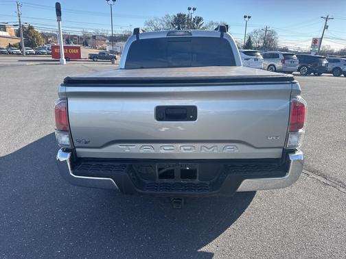 2022 Toyota Tacoma TRD Off-Road