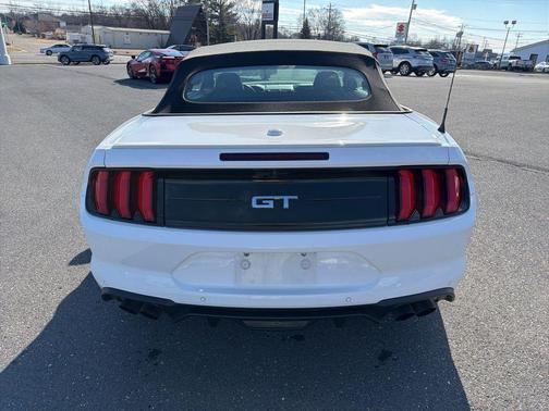 2023 Ford Mustang GT Premium