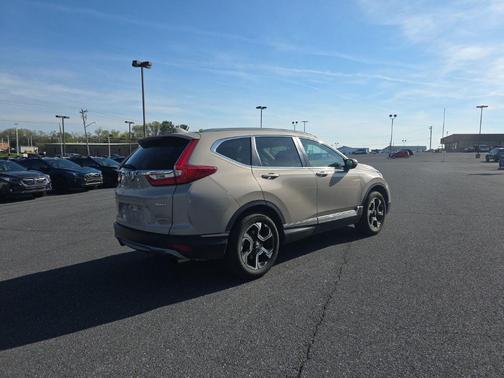 Sandstorm Metallic 2017 Honda CR-V Touring