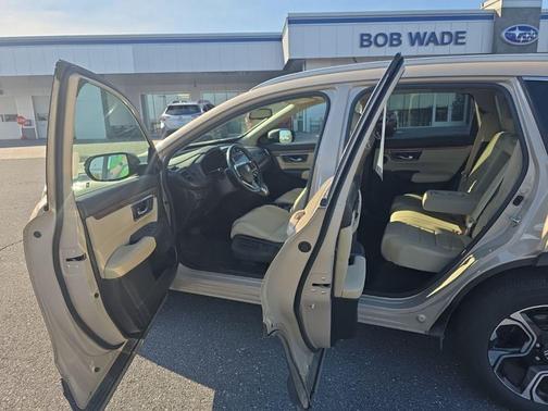 Sandstorm Metallic 2017 Honda CR-V Touring