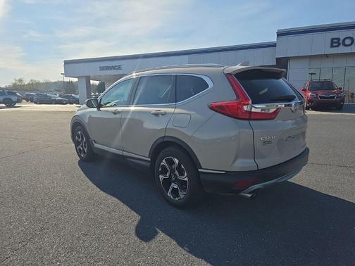 Sandstorm Metallic 2017 Honda CR-V Touring