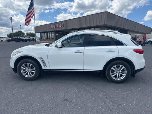 2010 INFINITI FX35 Base
