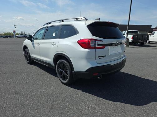 Crystal White Pearl 2026 Subaru Ascent Premium 7-Passenger