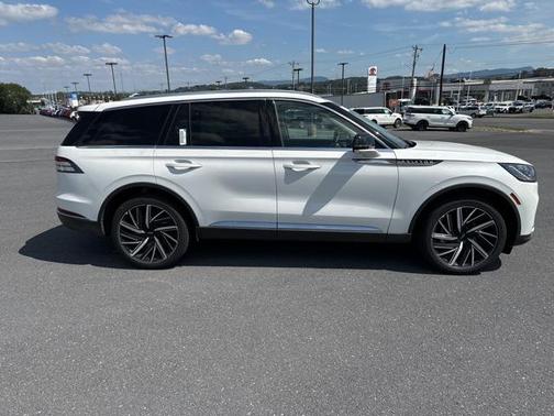 2025 Lincoln Aviator Reserve AWD