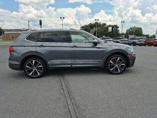 2024 Volkswagen Tiguan 2.0T SEL R-Line 4MOTION