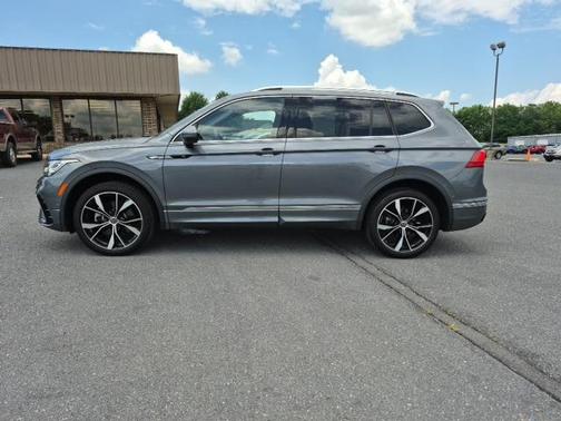 2024 Volkswagen Tiguan 2.0T SEL R-Line 4MOTION