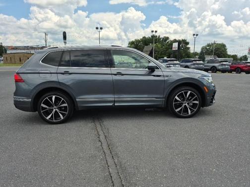 2024 Volkswagen Tiguan 2.0T SEL R-Line 4MOTION