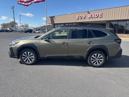 2025 Subaru Outback Premium